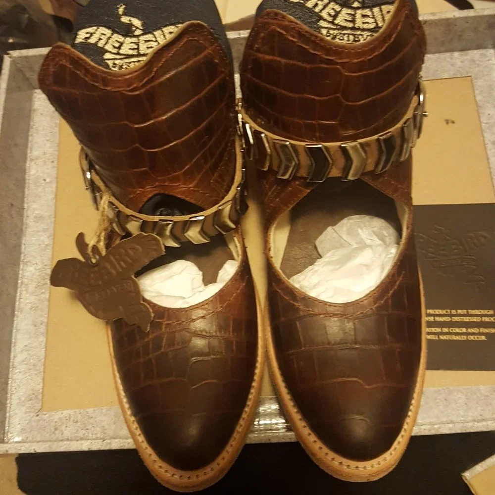Freebird by Steven ‘Blade’ in Cognac Croc 7 NIB